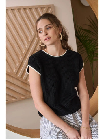 Contrast Trim Knit Sweater Top || Black