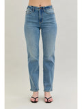 H.W Straight Fit || Medium Wash