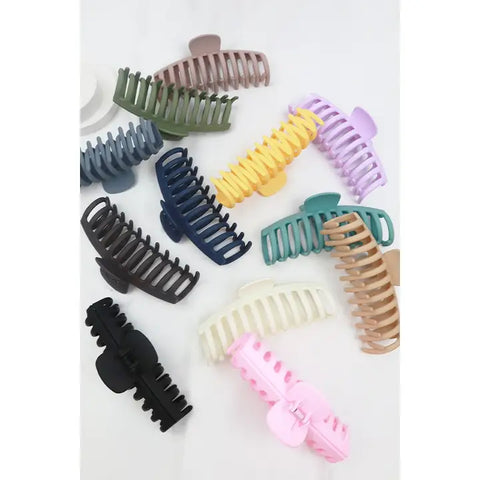 Matte Jumbo Round Comb Hair Claw